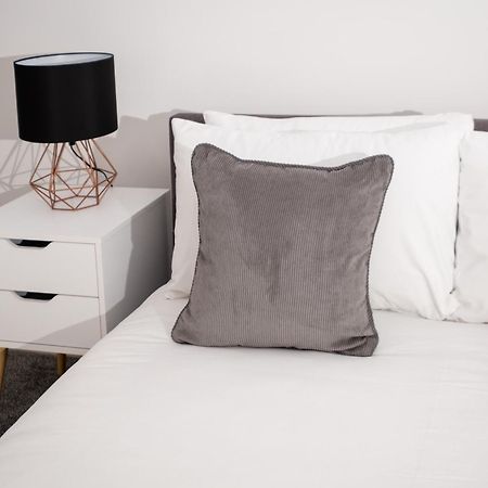 Trinity Apartments Stratford Upon Avon Luaran gambar